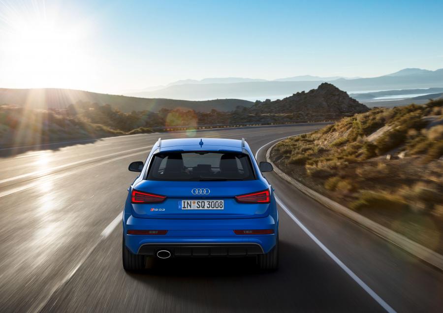  Audi RS Q3 Performance (8U) 2016 года  (WW) (фото 11 из 17)